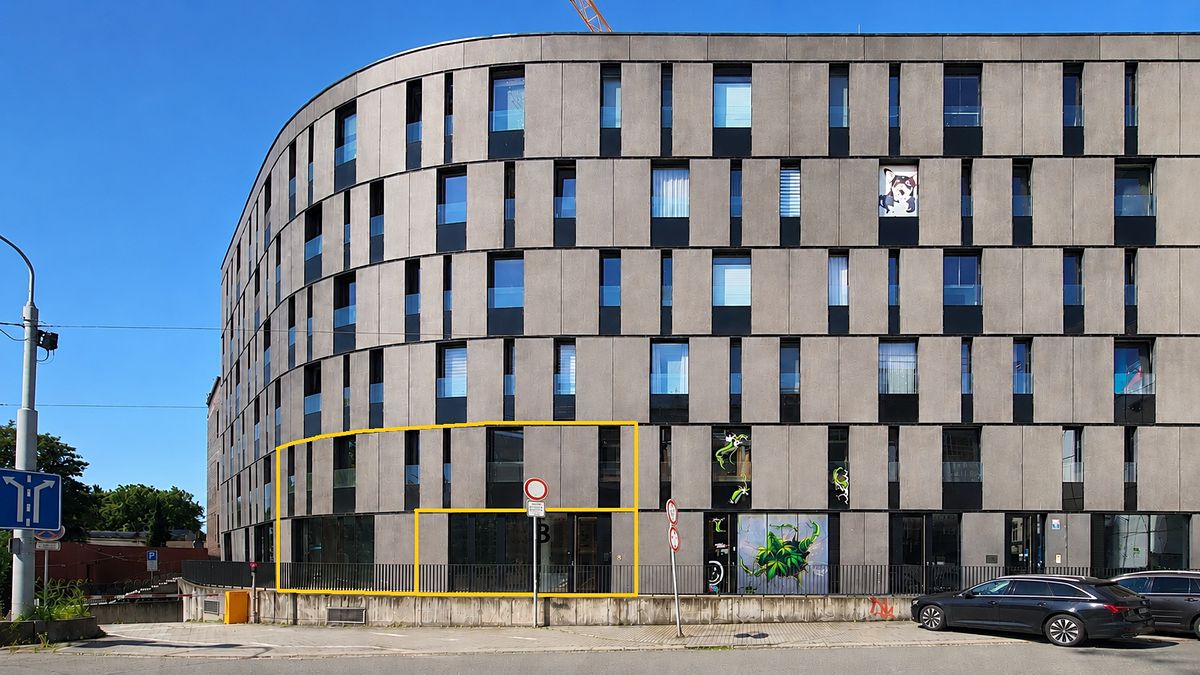 Pronájem obchodního prostoru 161 m² – fotografie 4