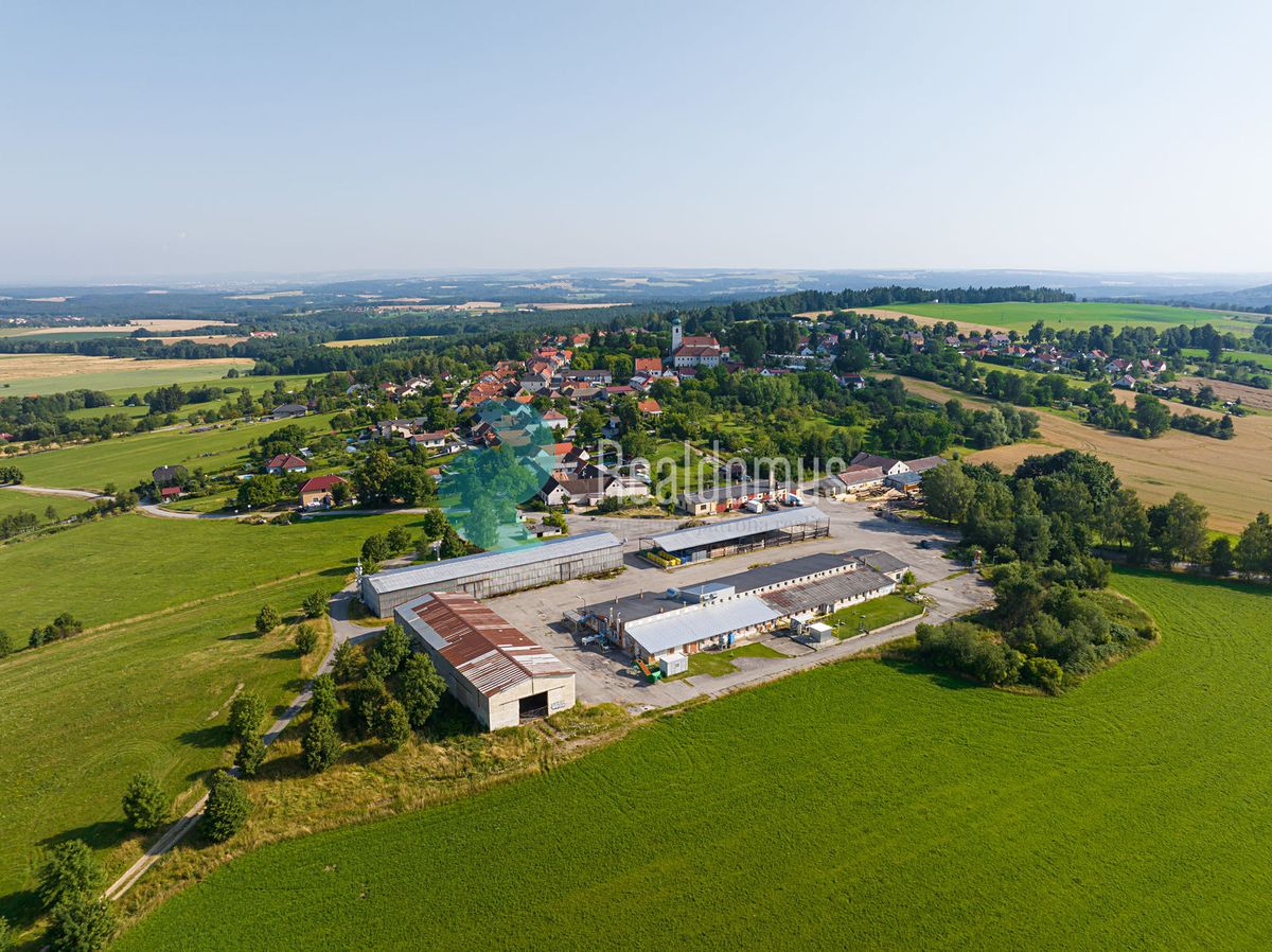 Pronájem skladového prostoru 2517 m²
