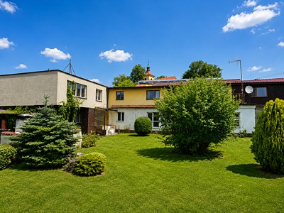 Prodej  stavebního pozemku 1 925 m²