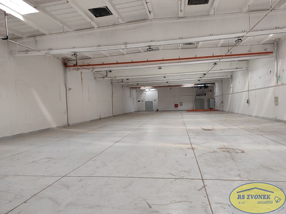 Pronájem skladového prostoru 1000 m²