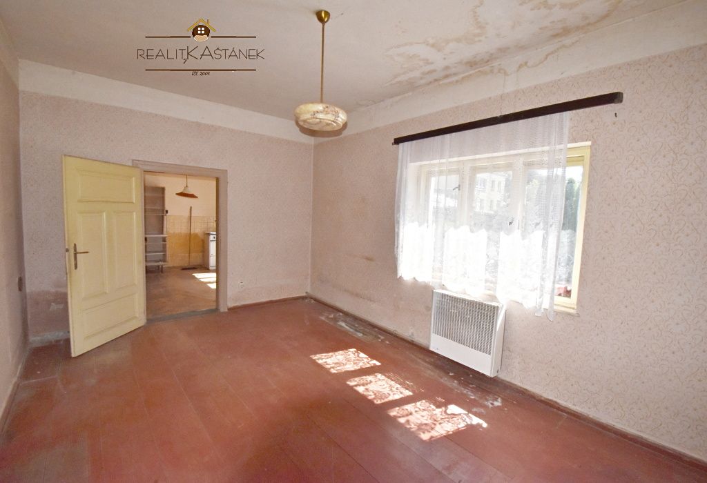 Prodej rodinného domu 131 m², pozemek 1048 m² – fotografie 5