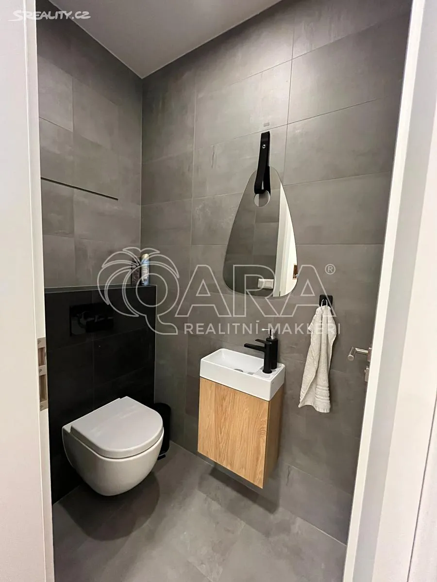 Pronájem bytu 2+kk 48 m² - Więcej