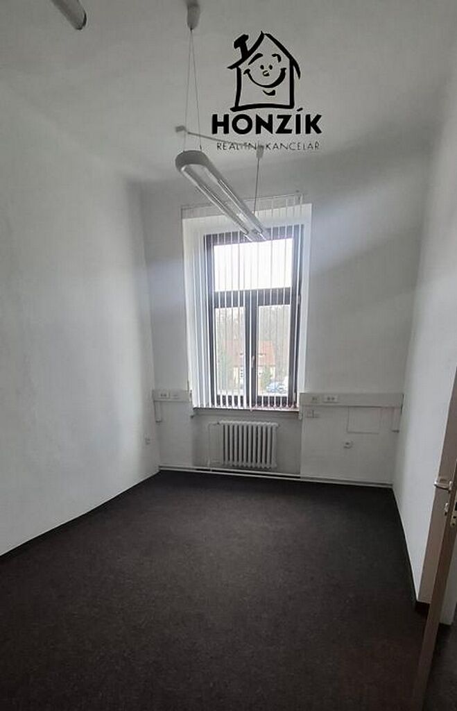 Pronájem kanceláře 31 m² – fotografie 4