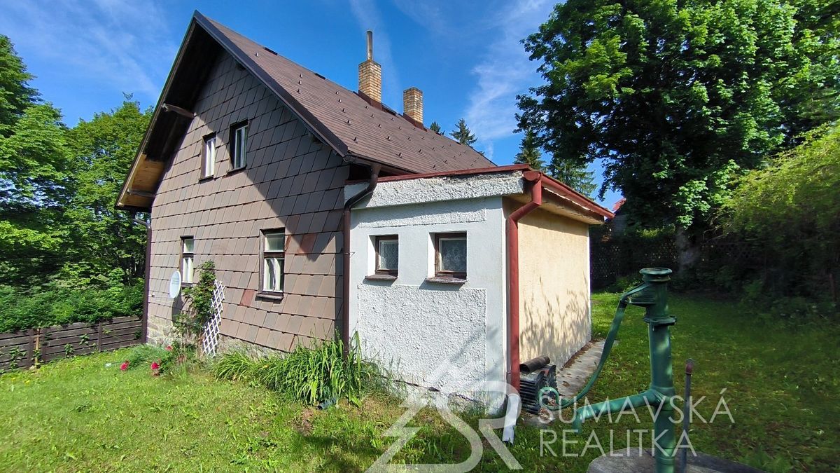 Prodej rodinného domu 105 m², pozemek 451 m² – fotografie 3