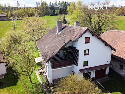 Prodej  rodinného domu 176 m², pozemek 1 300 m²