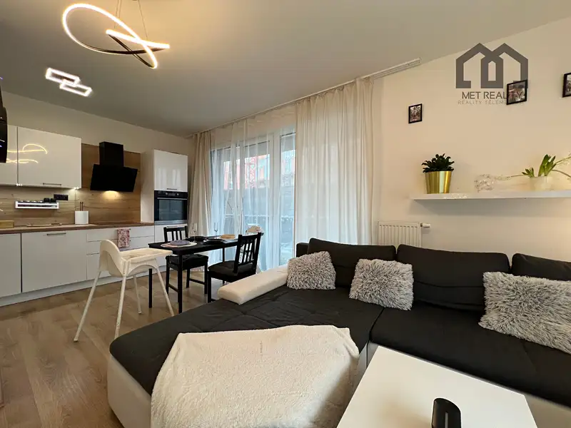 Prodej bytu 3+kk 74 m², Kladno – náhled fotky 1