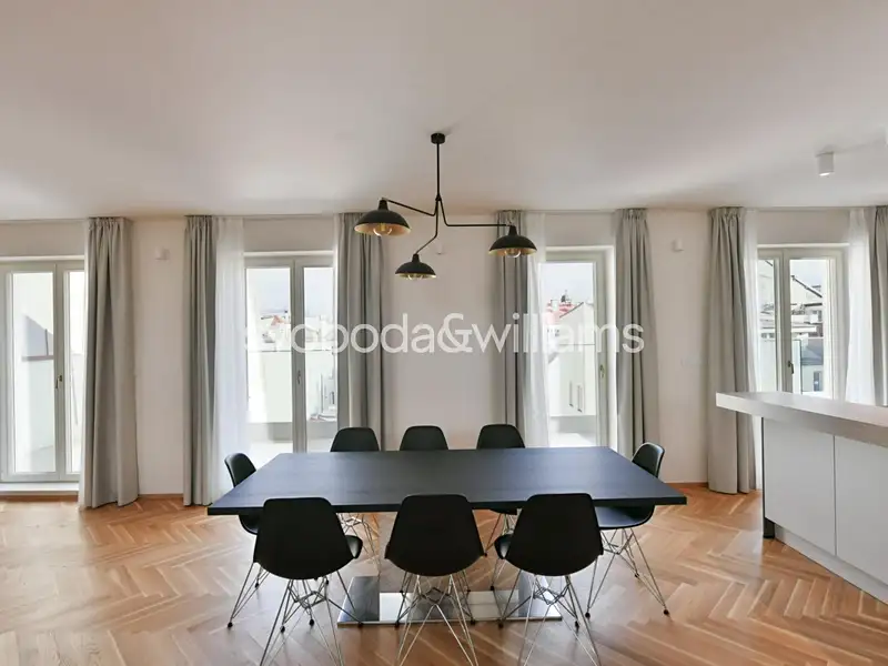 Prodej bytu 4+kk 190 m², Praha – náhled fotky 3