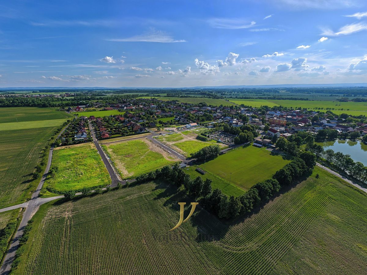 Prodej stavebního pozemku 937 m² – fotografie 3