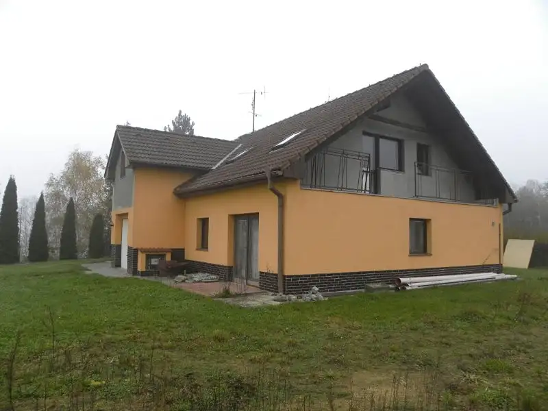 Prodej rodinného domu 300 m², pozemek 635 m², Jihlava – náhled fotky 1