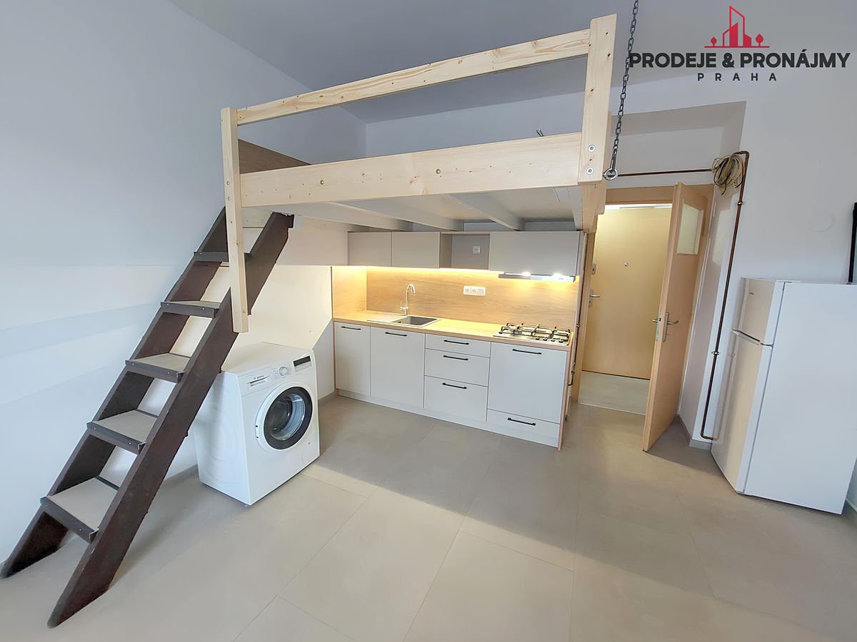 Prodej bytu 1+kk 25 m² (Jednopodlažní)