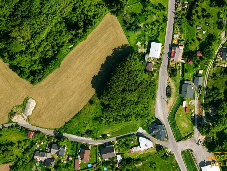 Prodej pozemku, 2 249 m² (1 z 9)