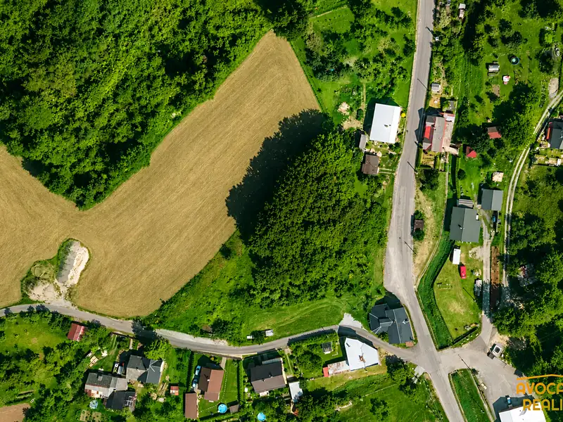 Prodej stavebního pozemku 2249 m², Velké Kunětice – náhled fotky 1