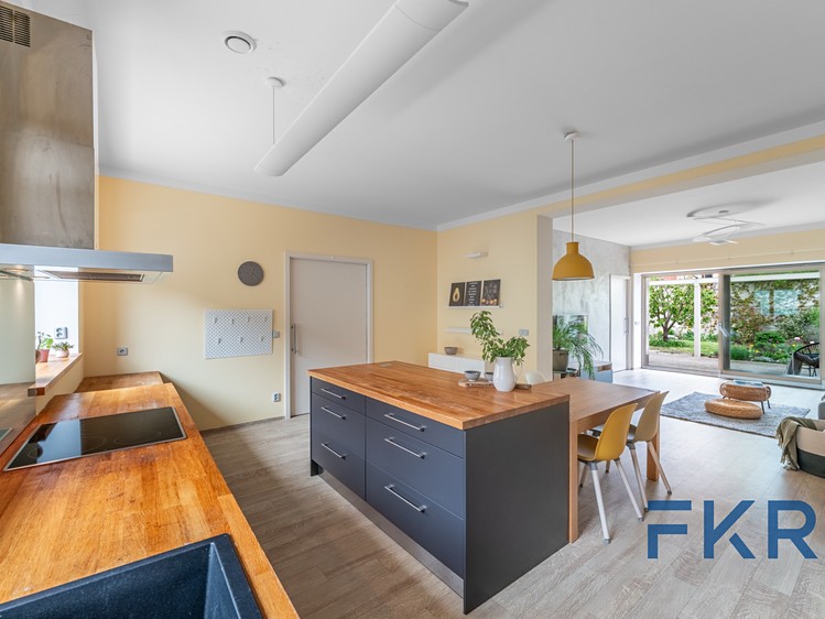 Prodej domu, 190 m² (3 z 26)