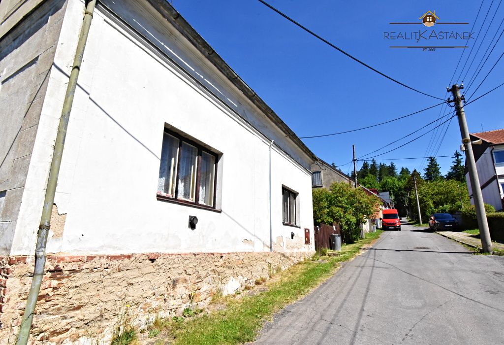 Prodej rodinného domu 131 m², pozemek 1048 m² – fotografie 2