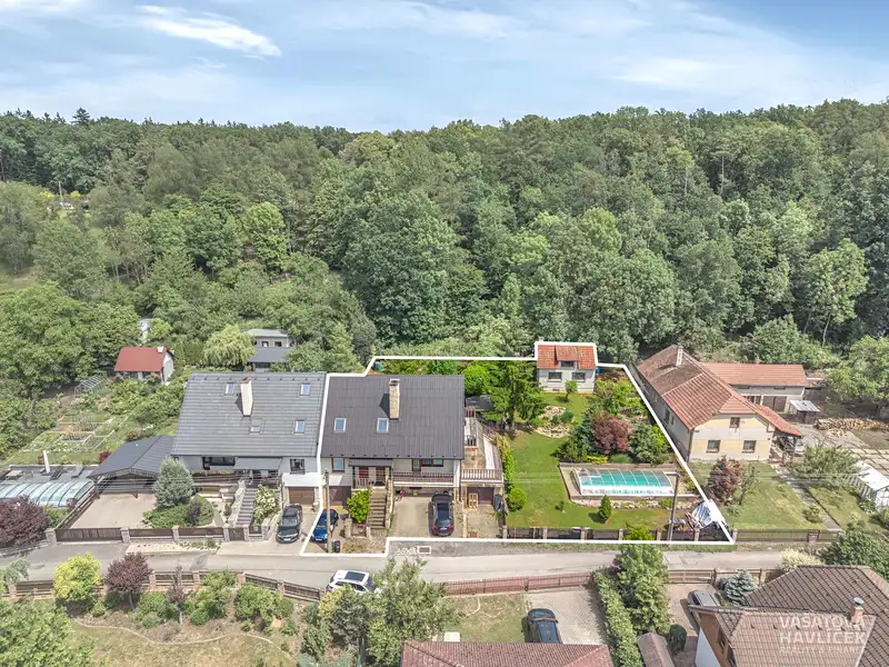Prodej rodinného domu 280 m², pozemek 1222 m², Vysoká nad Labem – náhled fotky 2