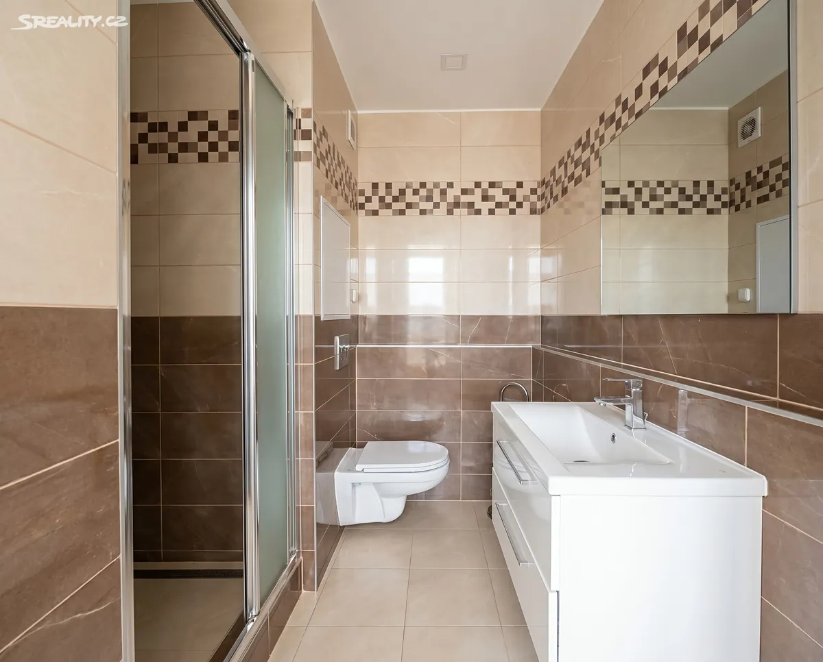 Pronájem bytu 1+1 37 m² – pohled 5