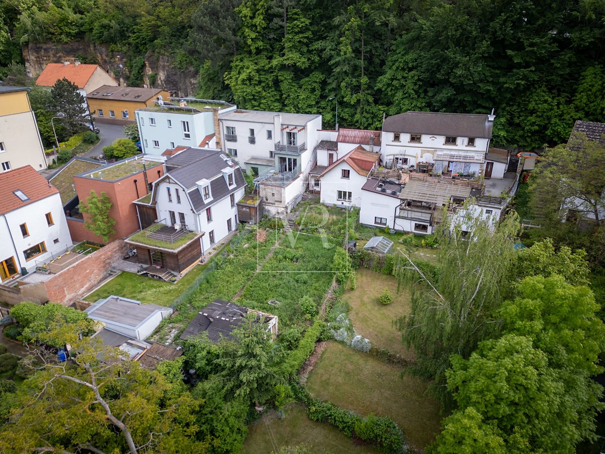 Prodej stavebního pozemku 440 m² – fotografie 2