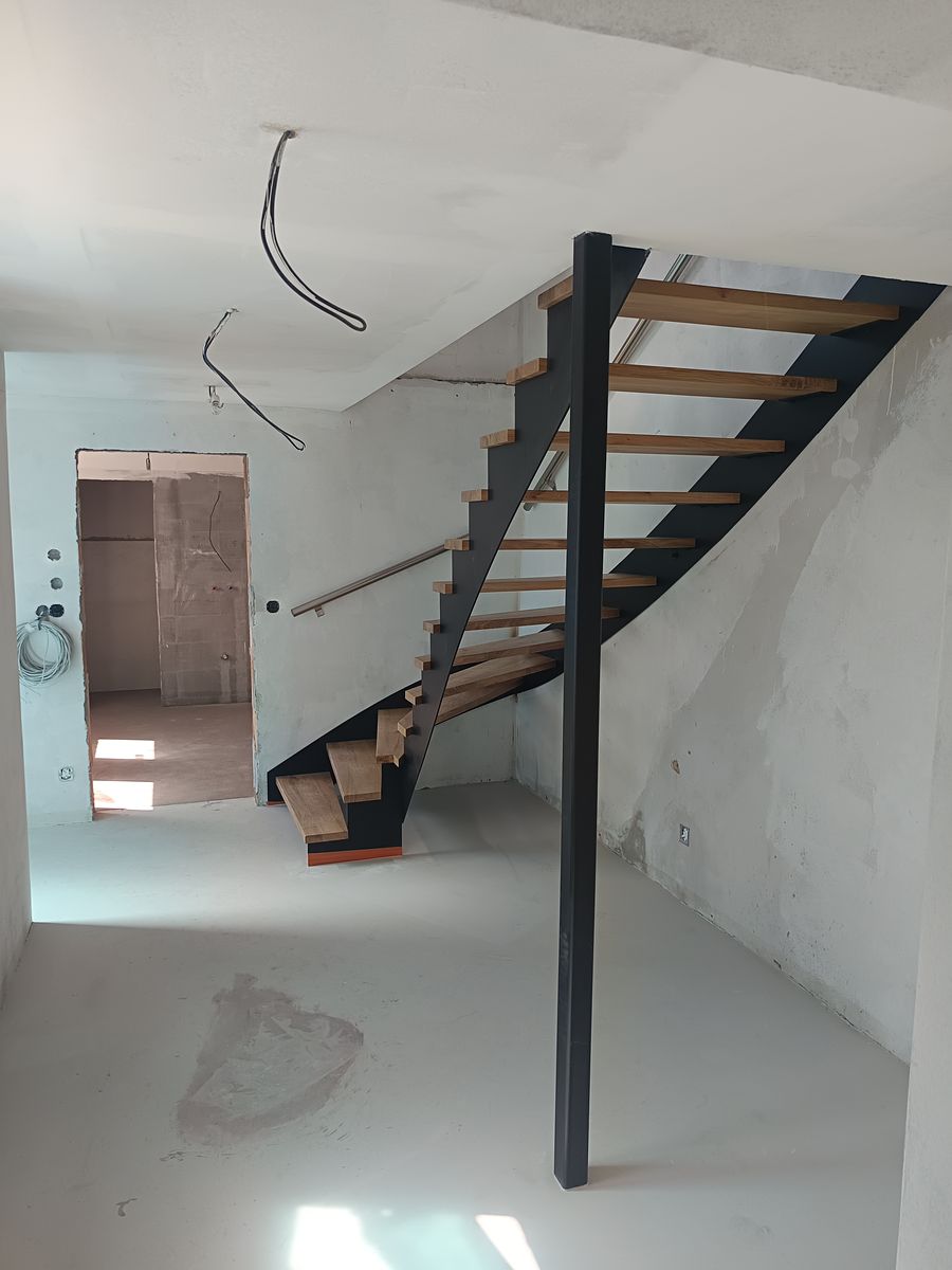 Prodej rodinného domu 240 m², pozemek 968 m² – fotografie 5