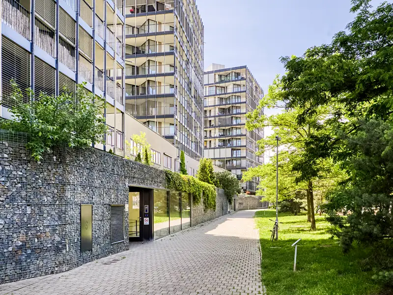 Prodej bytu 2+kk 67 m², Praha – náhled fotky 3