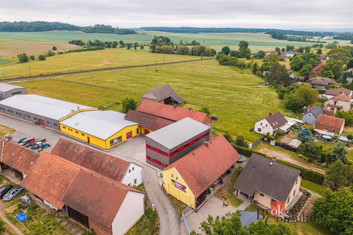 Pronájem výrobní haly, prostoru 150 m² – fotografie 3