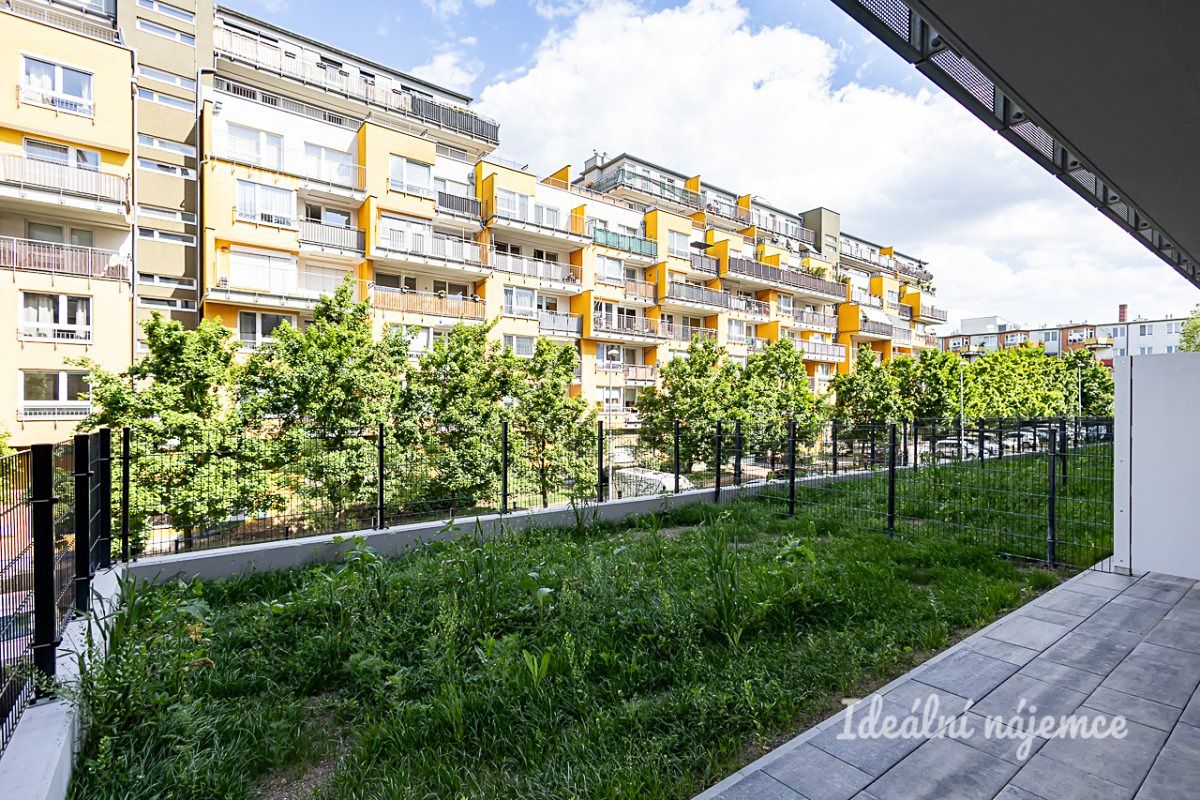 Pronájem bytu 2+kk 52 m²