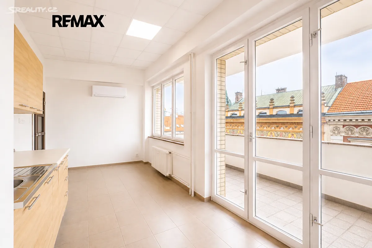 Pronájem bytu 1+1 66 m², Plzeň