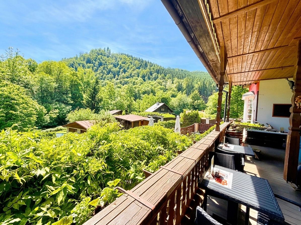 Prodej vícegeneračního domu 544 m², pozemek 1618 m² – fotografie 3