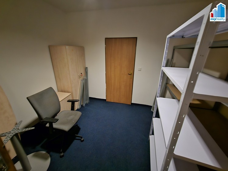Pronájem komerčního prostoru, 114 m² (6 z 8)