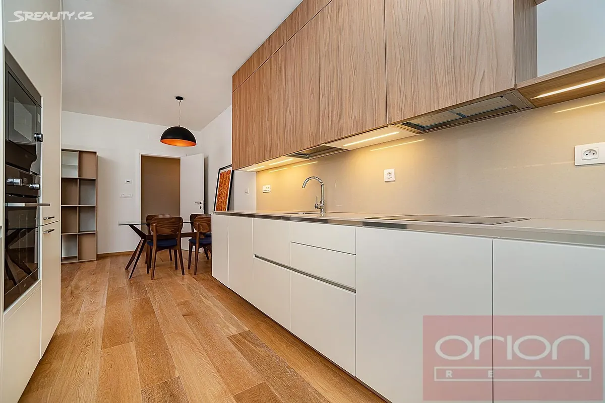 Pronájem bytu 2+kk 76 m² – pohled 6