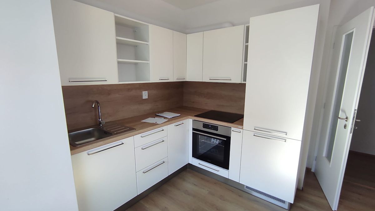 Pronájem bytu 2+kk 54 m²