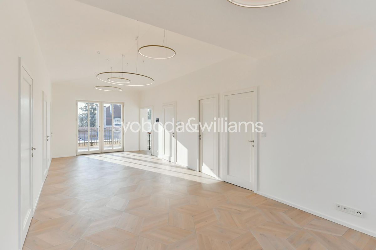 Pronájem bytu 4+1 132 m²