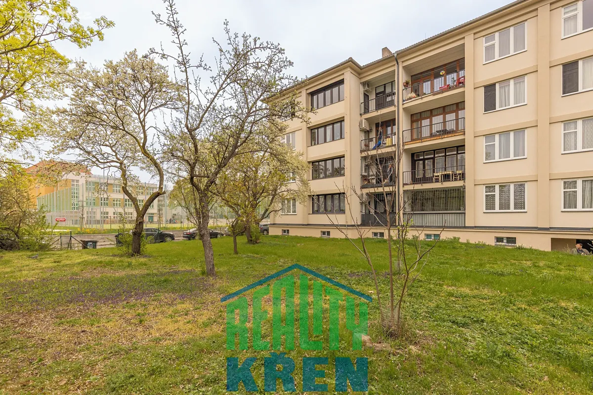 Prodej bytu 3+1 93 m², Praha