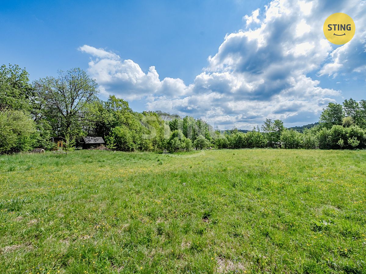 Prodej stavebního pozemku 1896 m² – fotografie 3