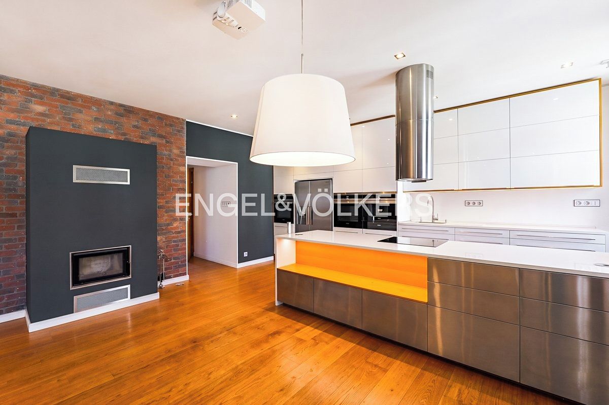 Pronájem bytu 3+kk 86 m²