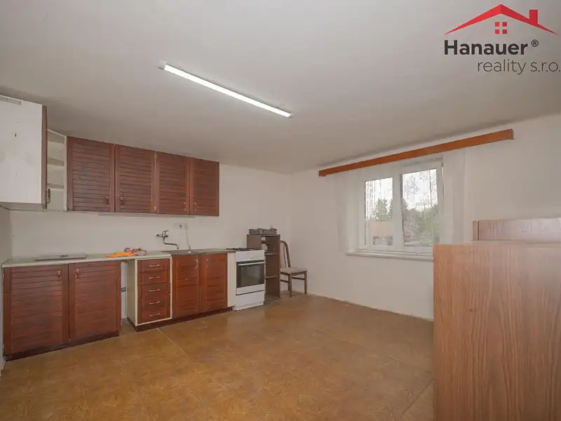 Prodej rodinného domu 190 m², pozemek 200 m², Kroměříž – náhled fotky 2