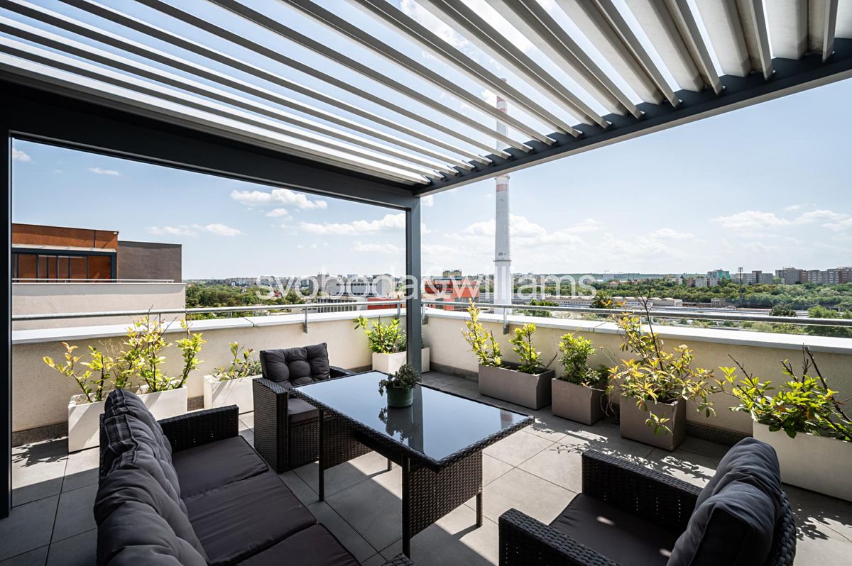 Prodej bytu 4+kk 107 m²