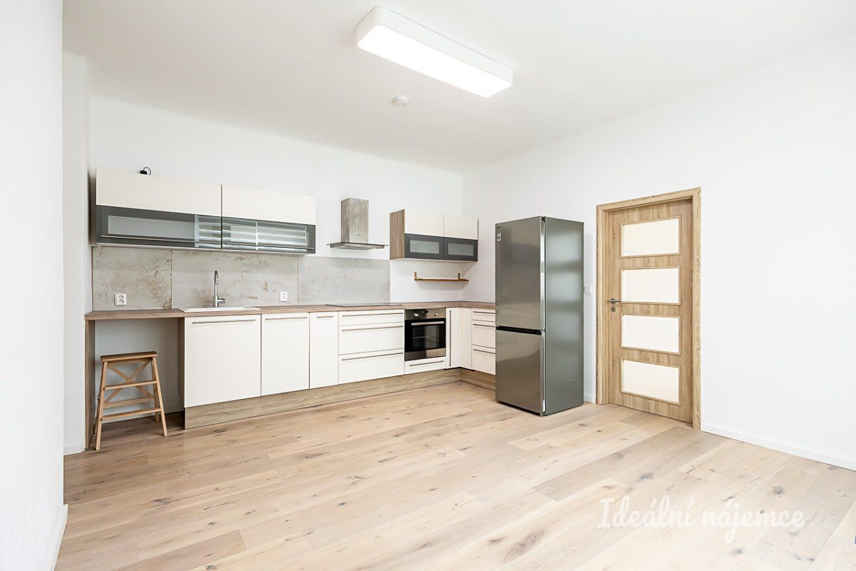 Pronájem bytu 3+kk 58 m²