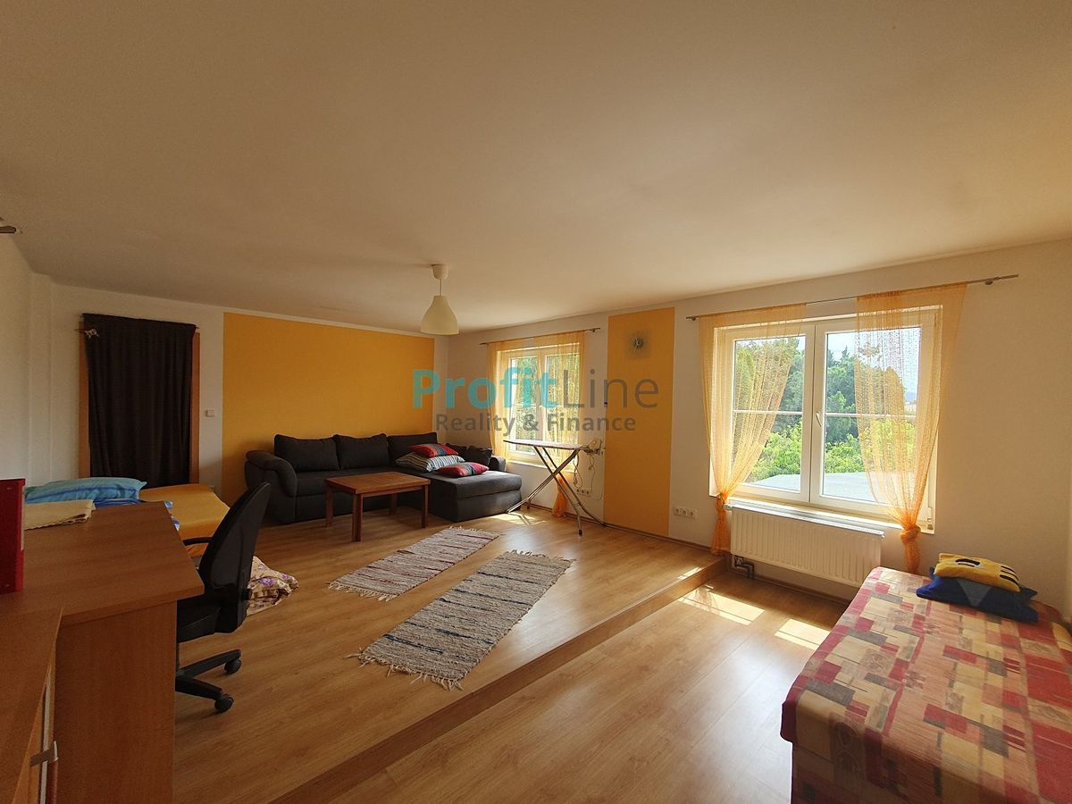 Pronájem rodinného domu 90 m², pozemek 40 m² – fotografie 5