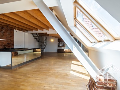 Pronájem bytu 2+kk 113 m²