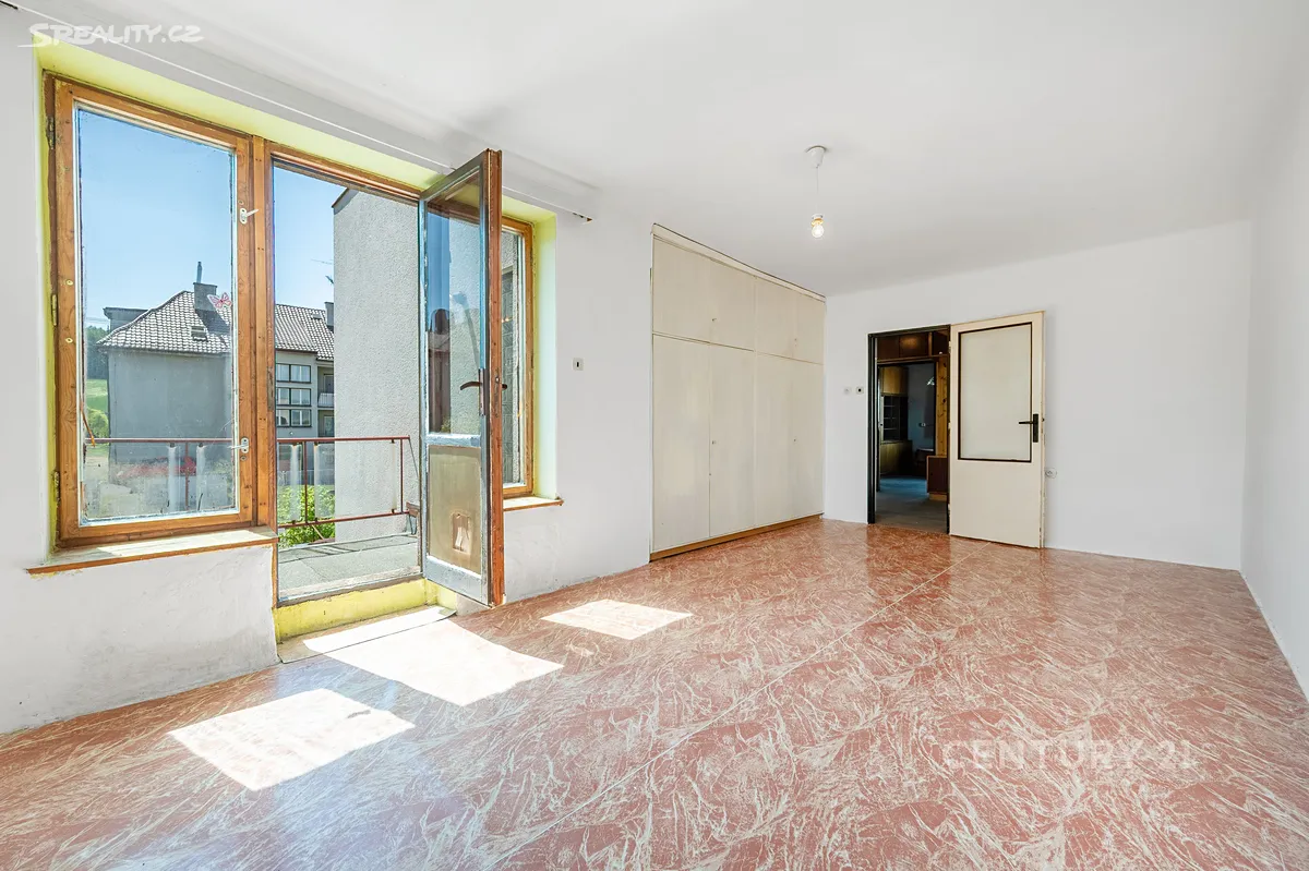 Prodej vícegeneračního domu 154 m², pozemek 1113 m² – pohled 4