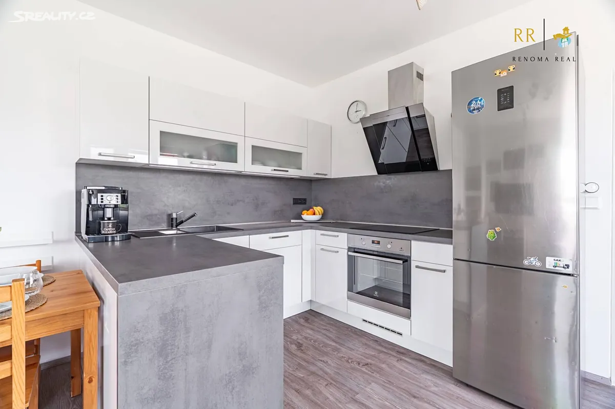 Prodej bytu 2+kk 48 m² – pohled 3