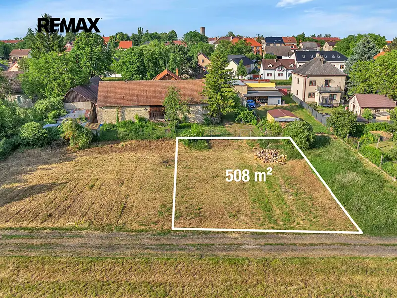 Prodej stavebního pozemku 508 m², Milovice – náhled fotky 3