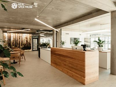 Prodej kanceláře 823 m²
