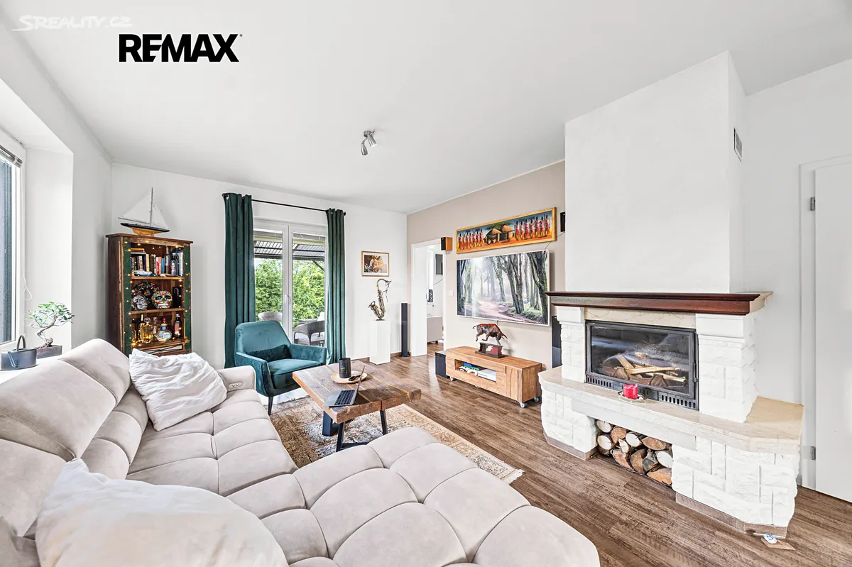 Prodej rodinného domu 205 m², pozemek 809 m², Jesenice