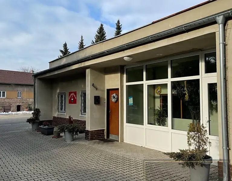 Prodej výrobní haly, prostoru 298 m², Modlany – náhled fotky 3