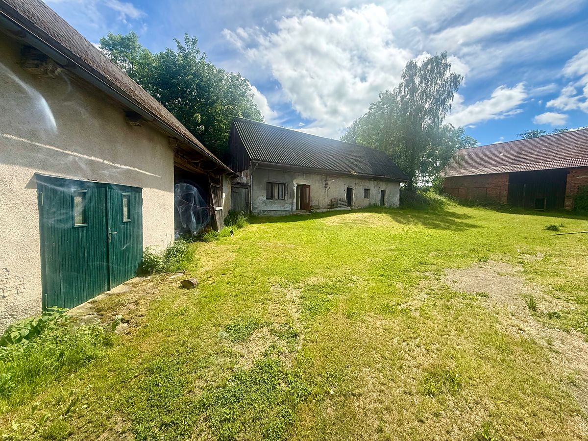 Prodej zemědělské usedlosti 200 m², pozemek 4853 m²