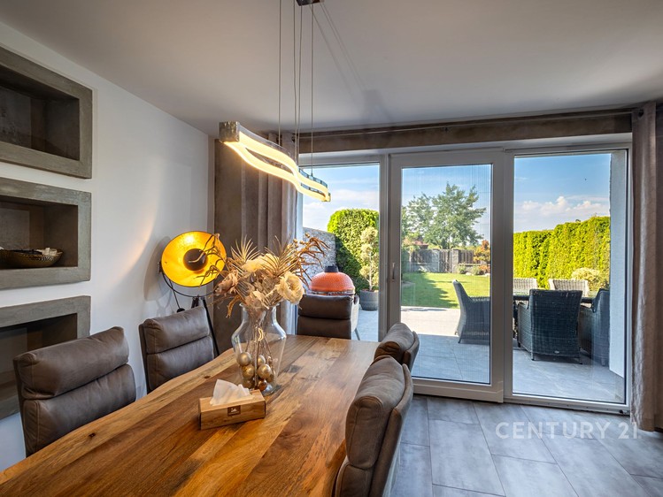Prodej domu, 181 m² (6 z 34)