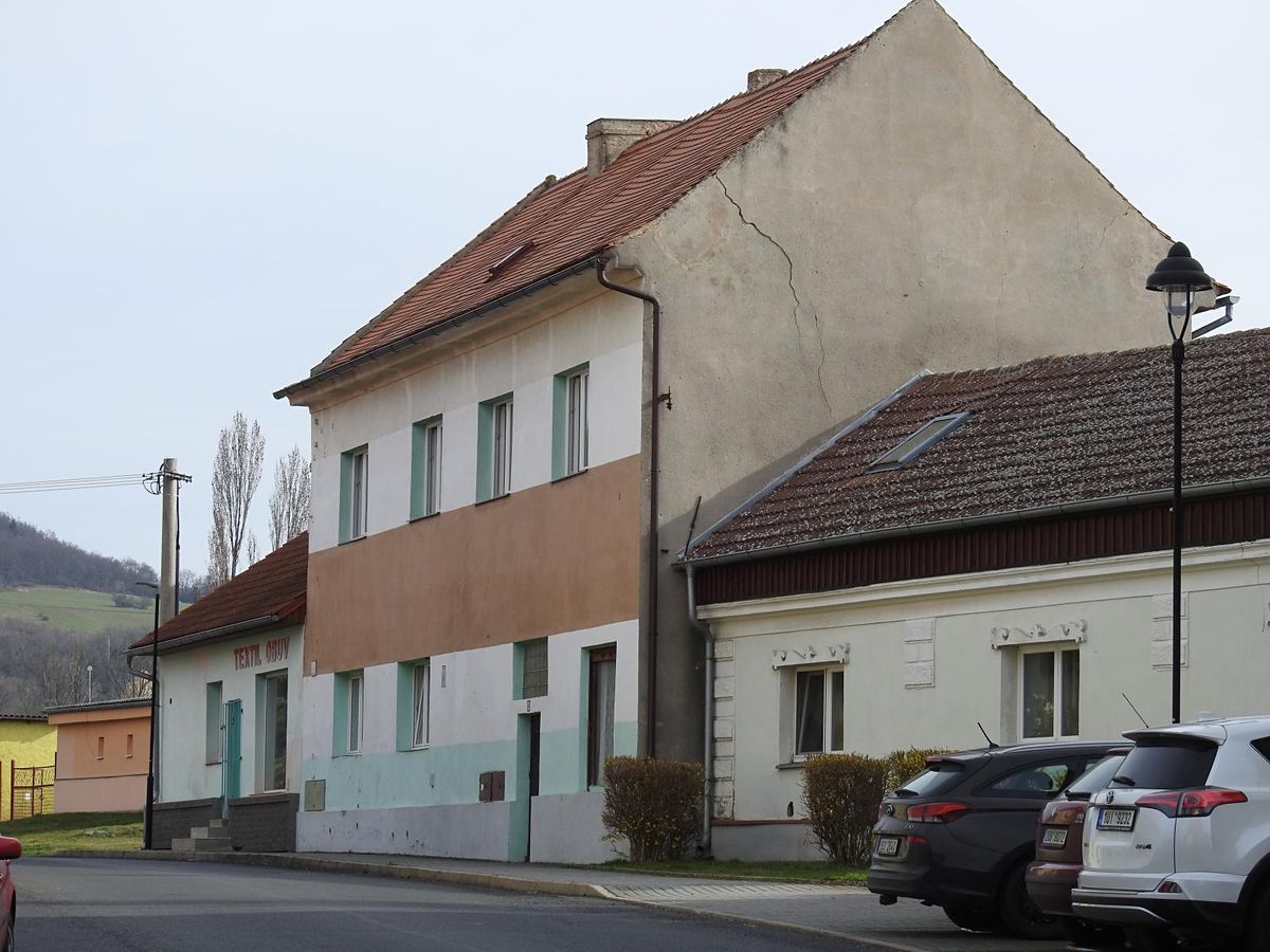Prodej obchodního prostoru 150 m²