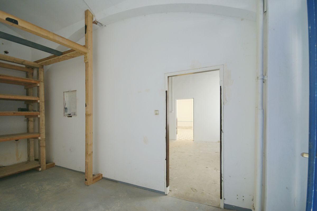 Pronájem kanceláře 75 m² – fotografie 2