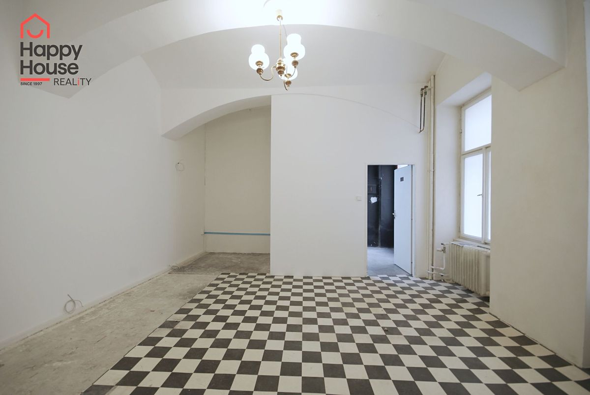 Pronájem kanceláře 86 m²